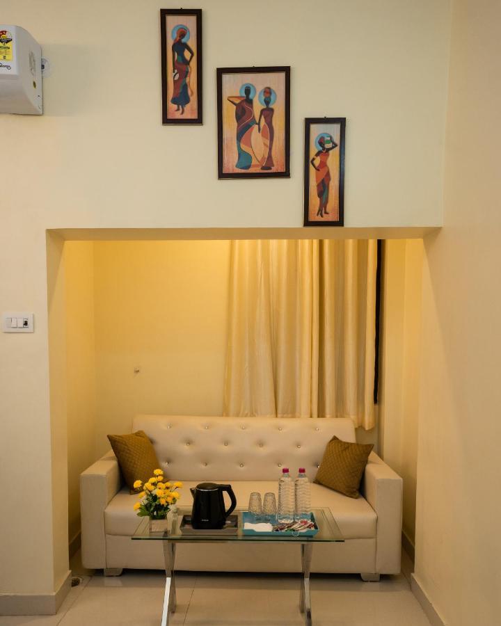 Ventex Inn Lucknow Ngoại thất bức ảnh